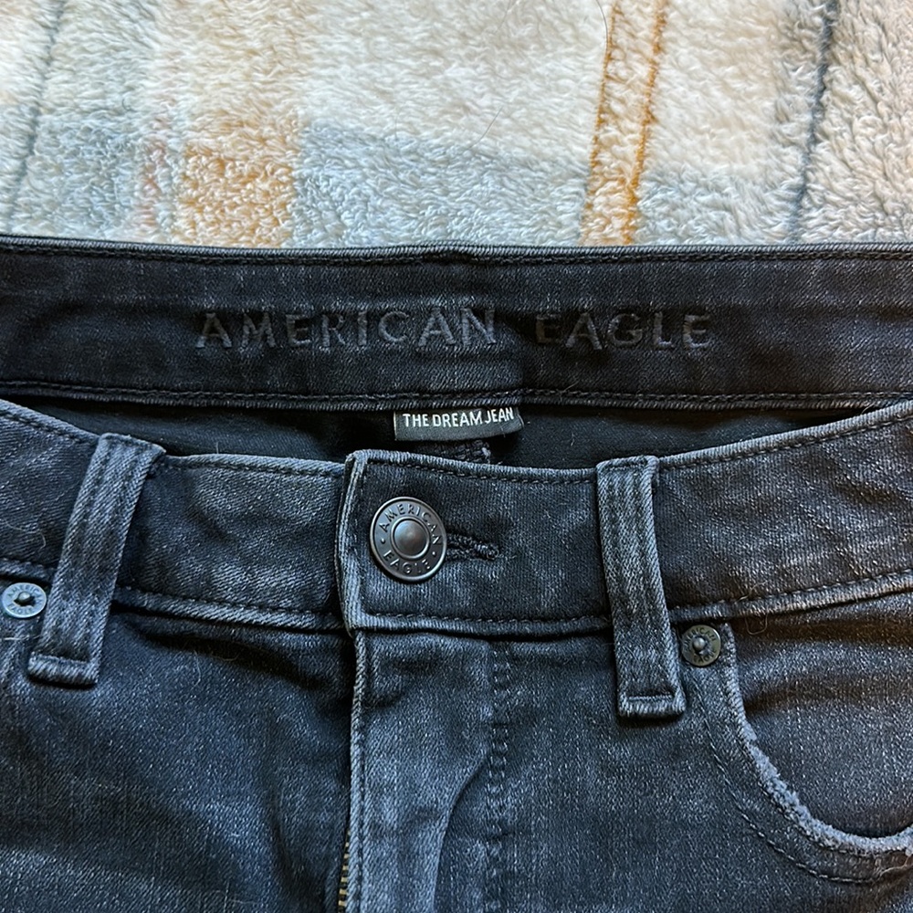 American Eagle High Rise Shorts - Picture 2 of 8